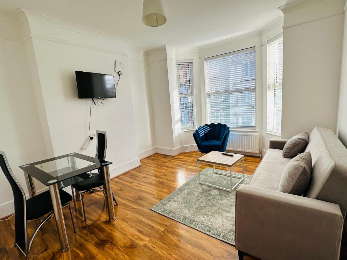 Newley Refurbished One Bedroom Flat Hastings Bagian luar foto